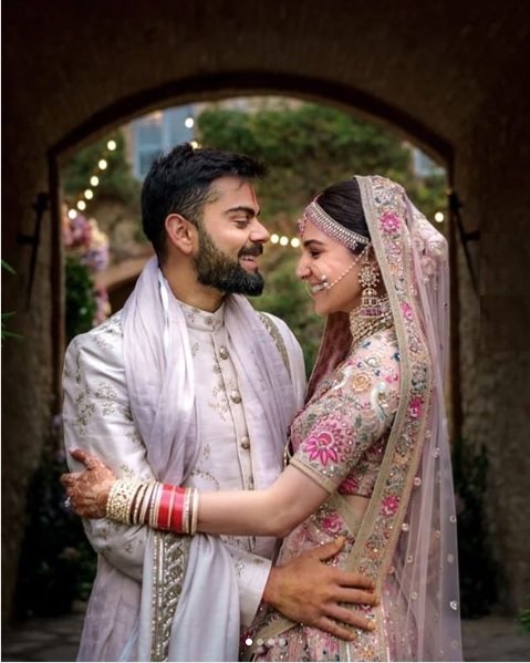 Virat Kohli with his wife & Bollywood actress Anushka Sharma