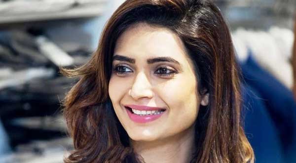 Karishma Tanna Wiki – Kyunki Saas Bhi Kabhi Bahu Thi and Sanju Sensation