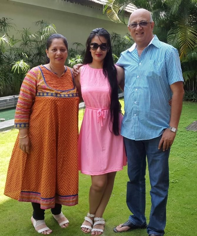 Sai Lokur with her parents