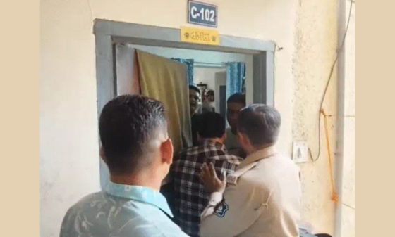 ₹1.62 Crore Fake Notes & Fake Gold Seized in Vadodara Fraud