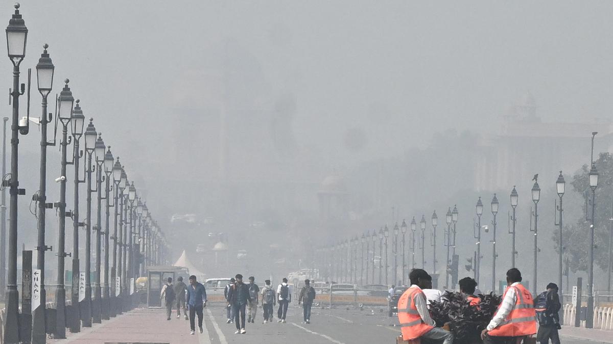 Delhi Air Quality Dips to ‘Very Poor’ as AQI Hits 335